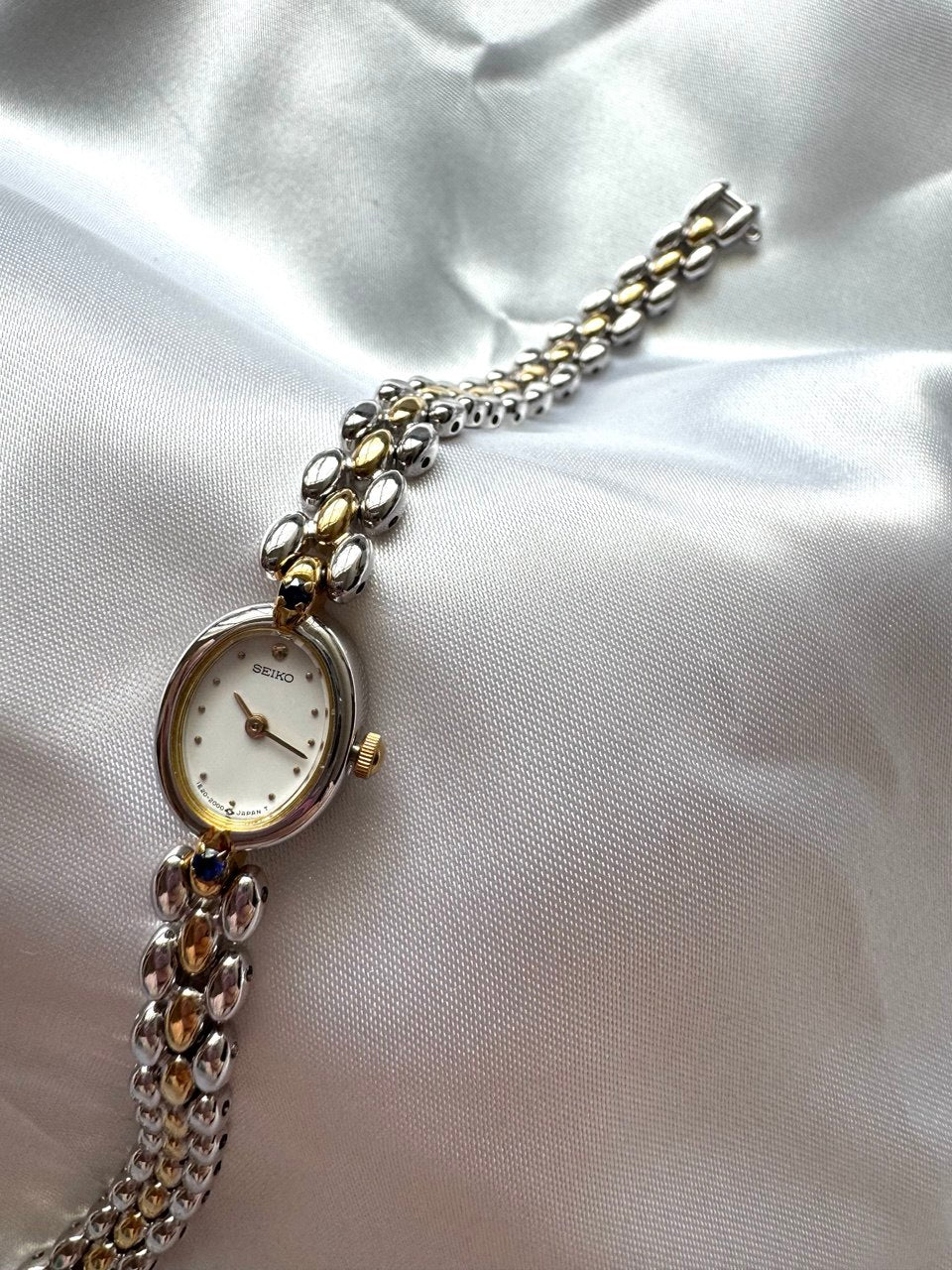 SEIKO Vintage Oval Dial Two-Toned Gold & Steel Sapphire Studded Ladies Quartz Watch