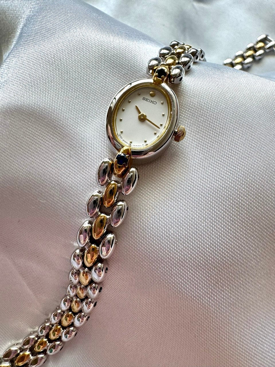 SEIKO Vintage Oval Dial Two-Toned Gold & Steel Sapphire Studded Ladies Quartz Watch