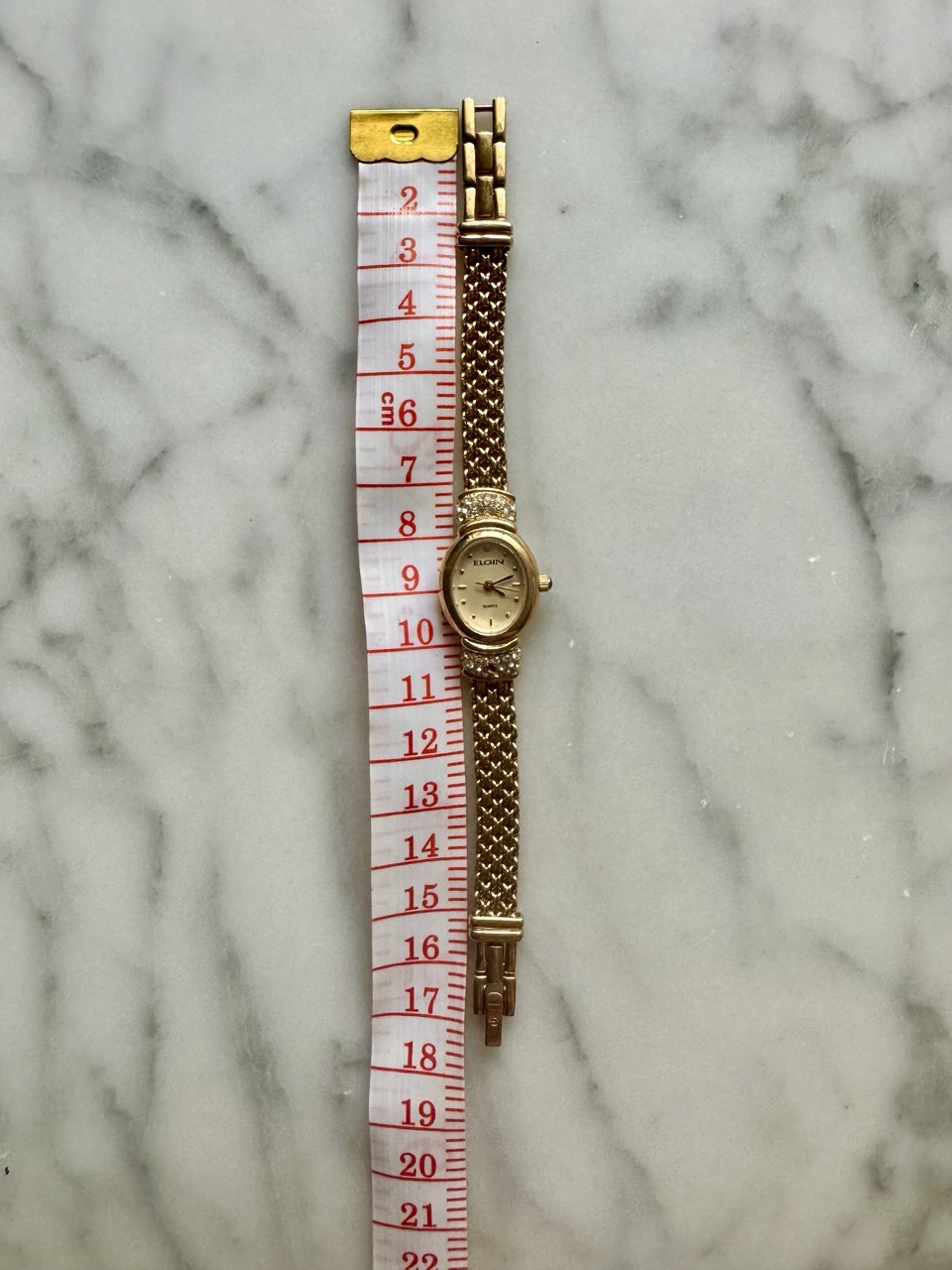 ELGIN “The Starlet” 1990s Gold-Tone Mesh Diamond-Accented Oval Face Quartz Bracelet Watch