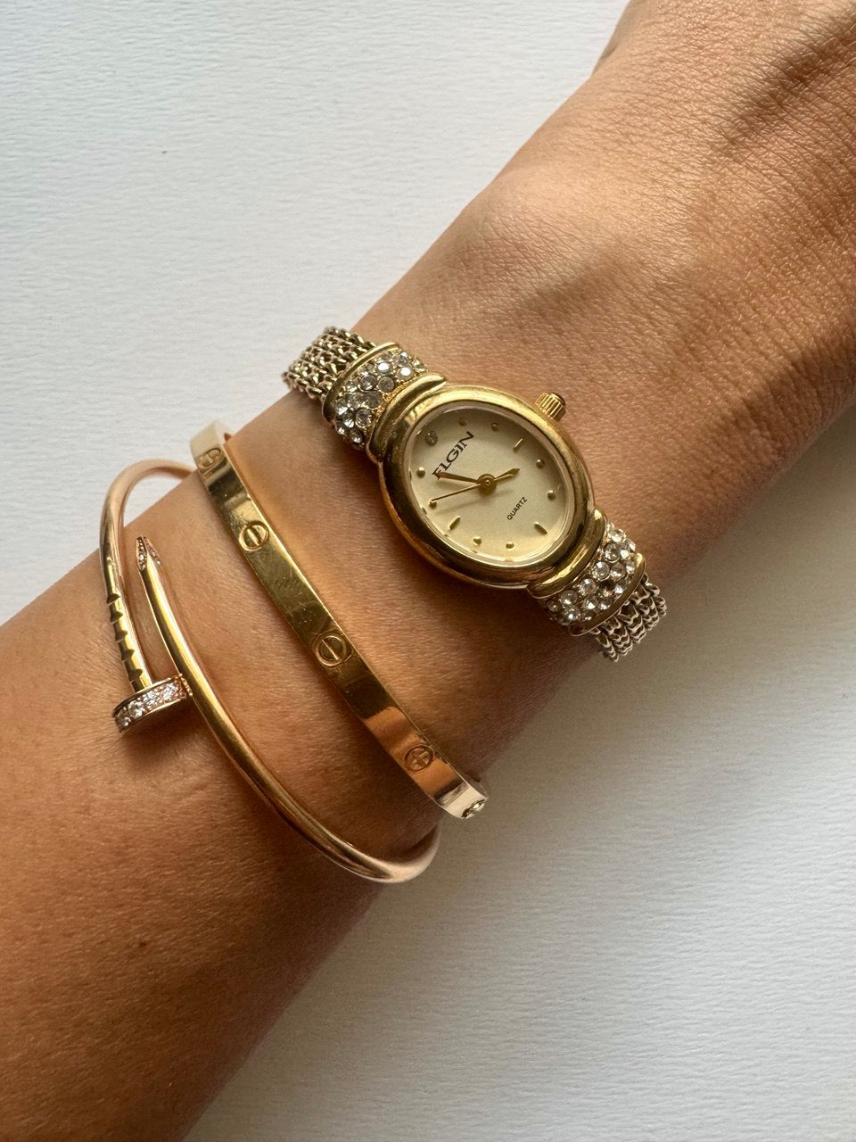 ELGIN “The Starlet” 1990s Gold-Tone Mesh Diamond-Accented Oval Face Quartz Bracelet Watch