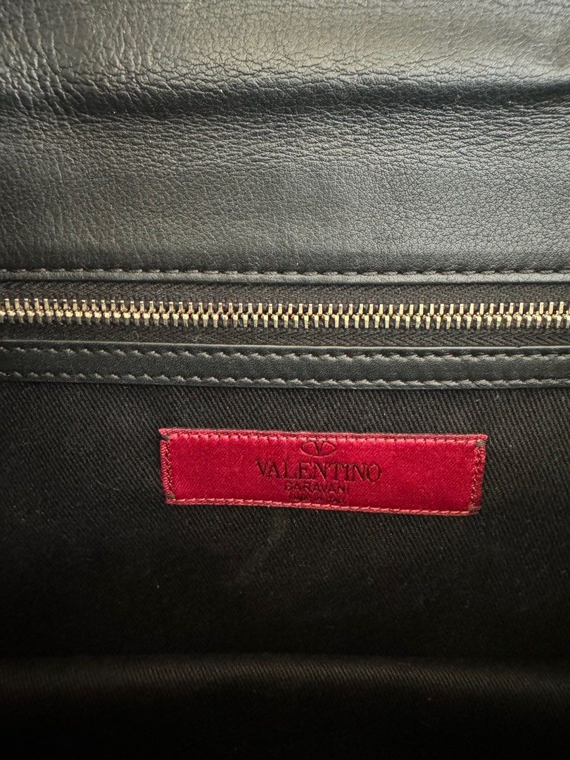 VALENTINO GARAVANI Rockstud Glam Lock Bag in Black Smooth Leather Medium Size