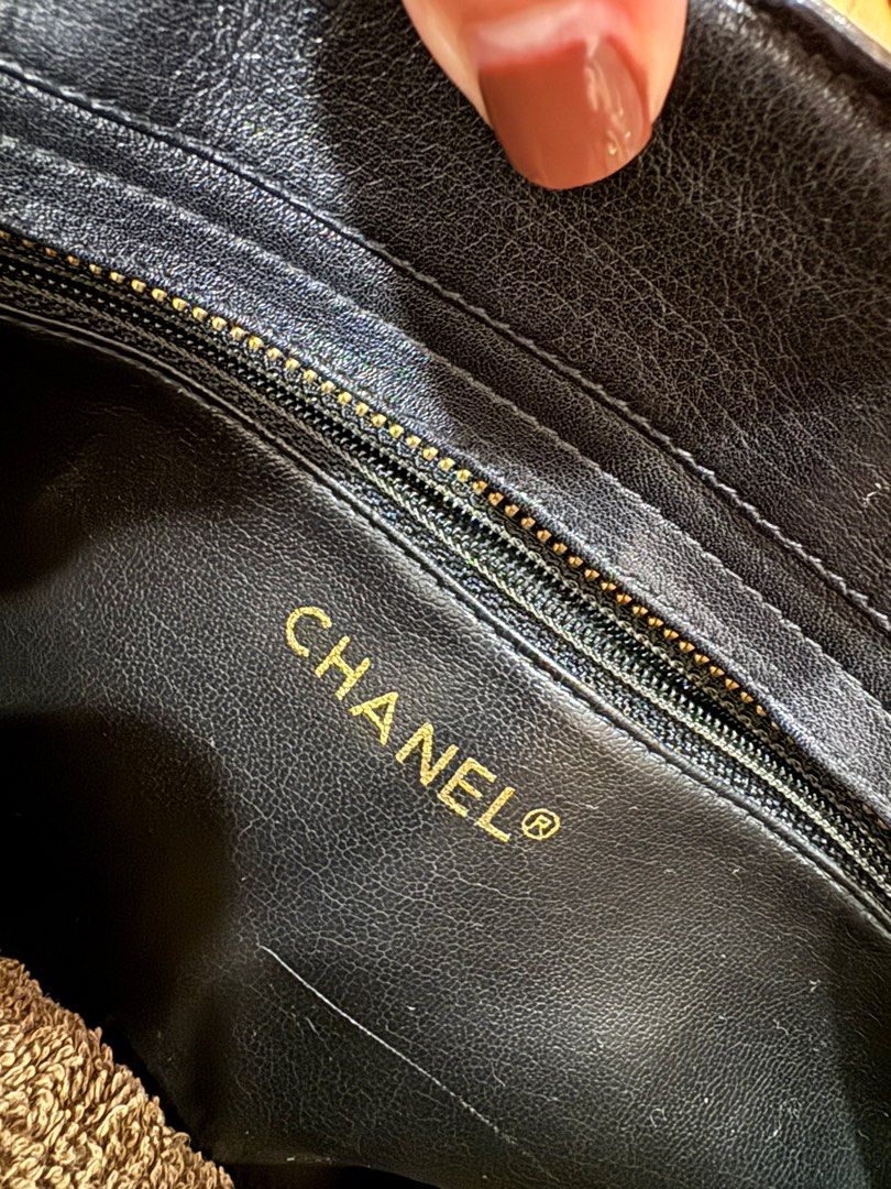 CHANEL Vintage CC Chain Lambskin Tote Bag