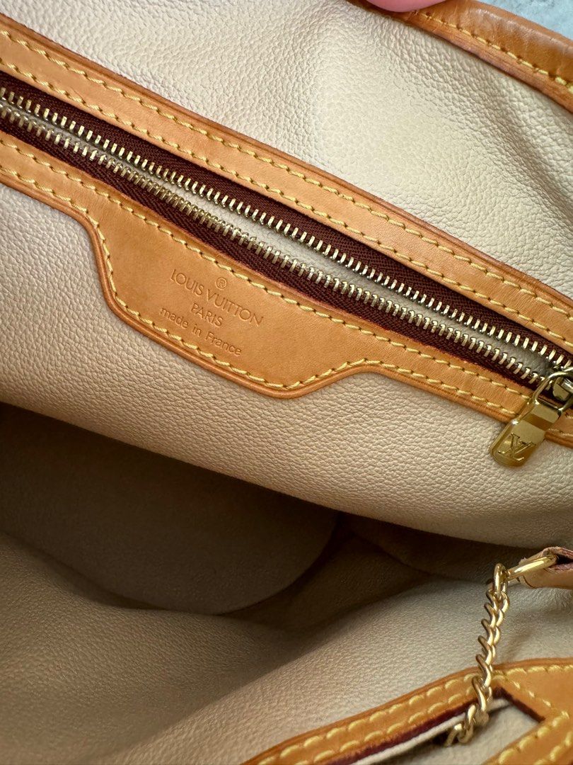 LOUIS VUITTON Bucket Marais Bag in Small Monogram (Vintage 2006, France edition)