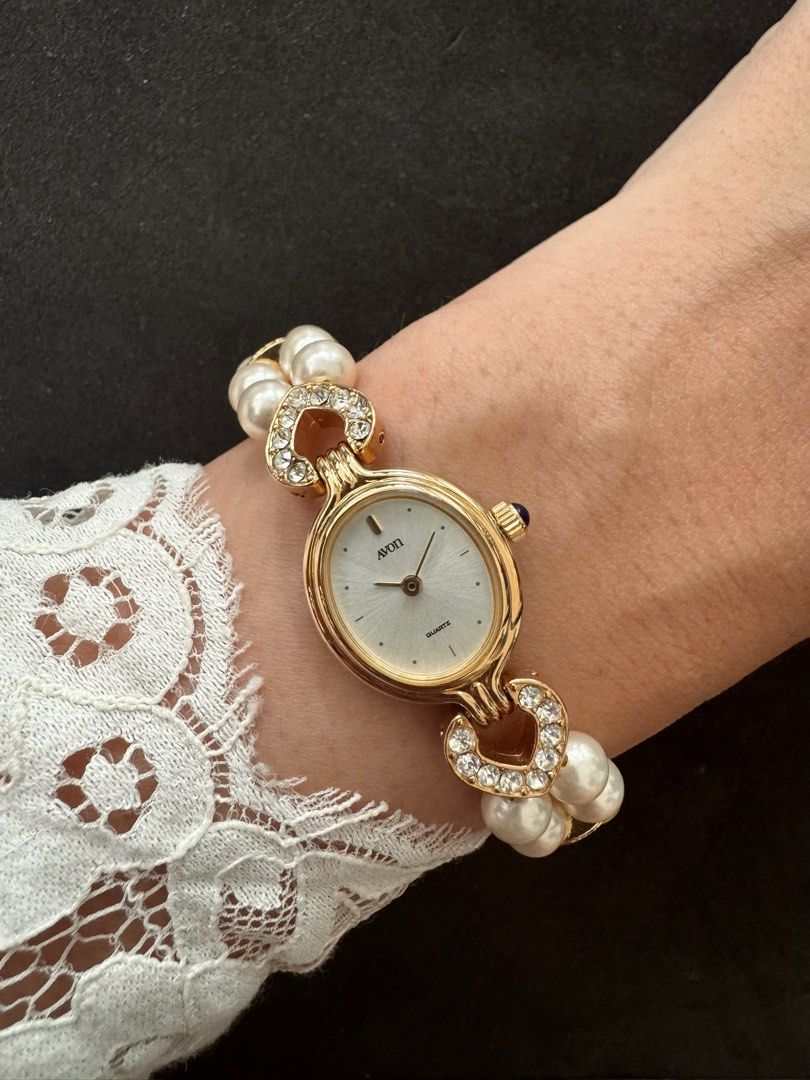 AVON 1990s Vintage Japan Pearl Heart Rhinestone Gold Tone Watch