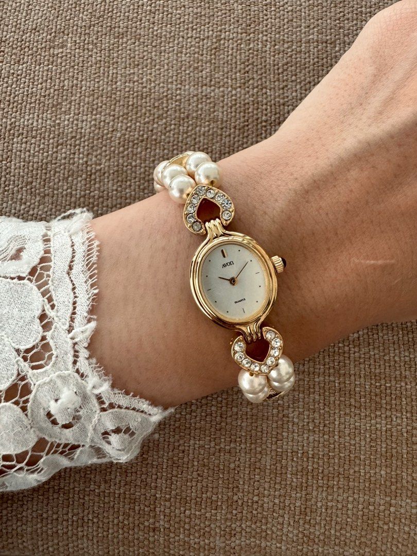 AVON 1990s Vintage Japan Pearl Heart Rhinestone Gold Tone Watch