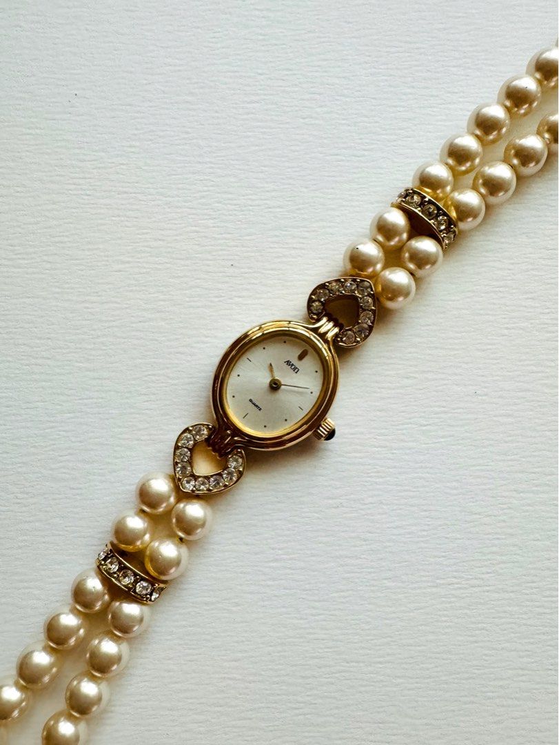 AVON 1990s Vintage Japan Pearl Heart Rhinestone Gold Tone Watch