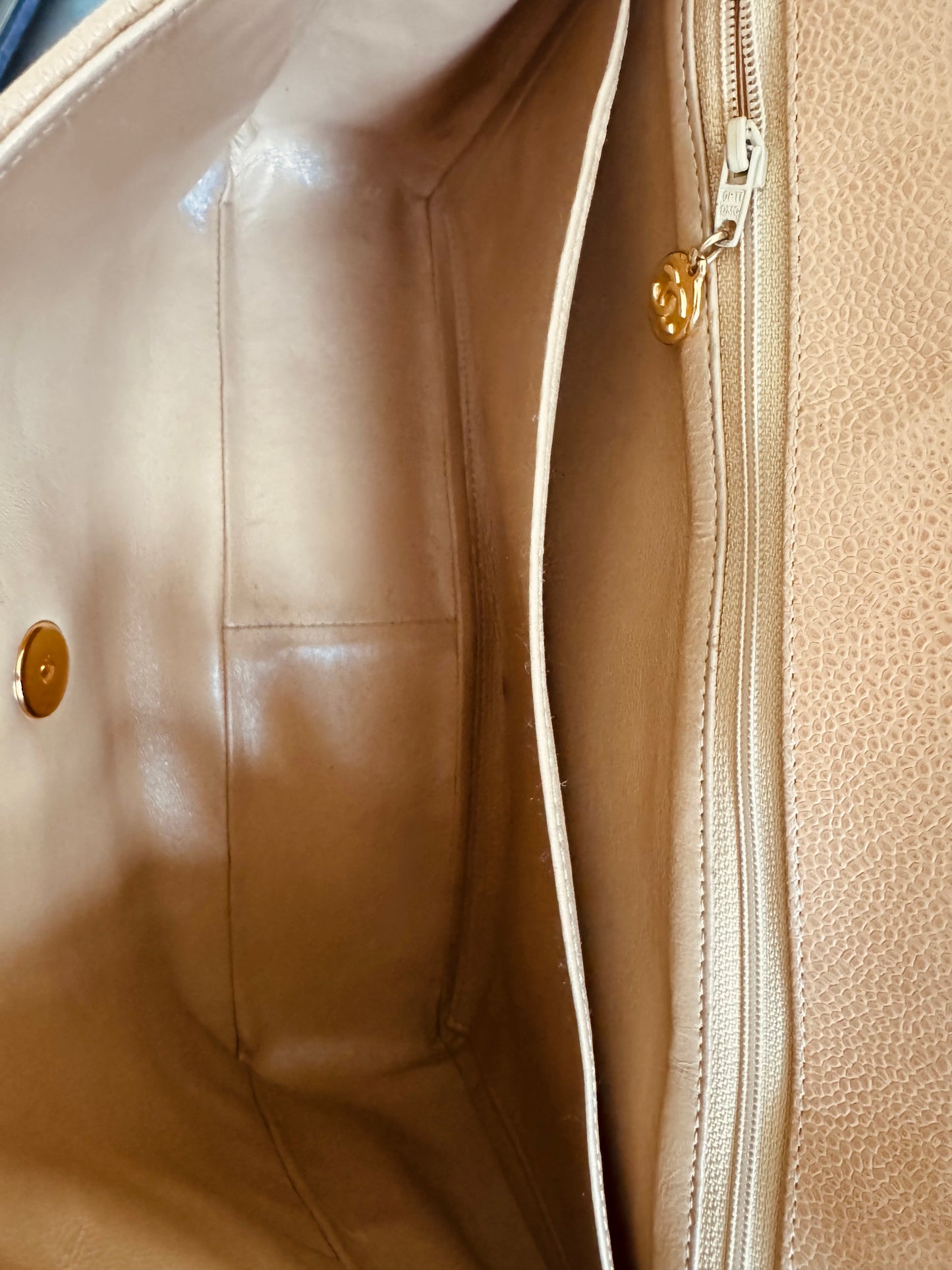 CHANEL 1994 - 1996 Vintage Beige Caviar Vertical Classic Flap Jumbo Bag with 24K Gold Hardware