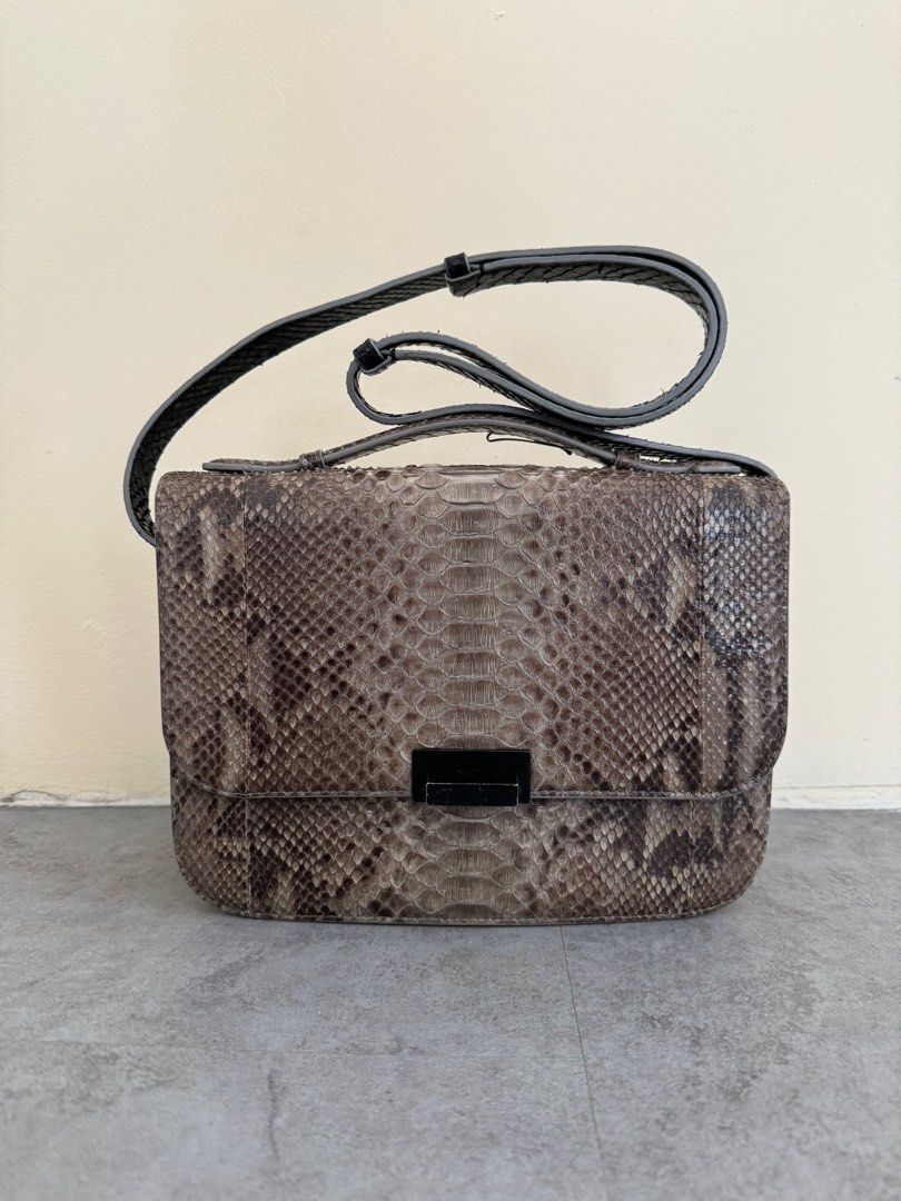 LINGWU Exotic Snake Skin Shoulder Bag Black Brass Hardware