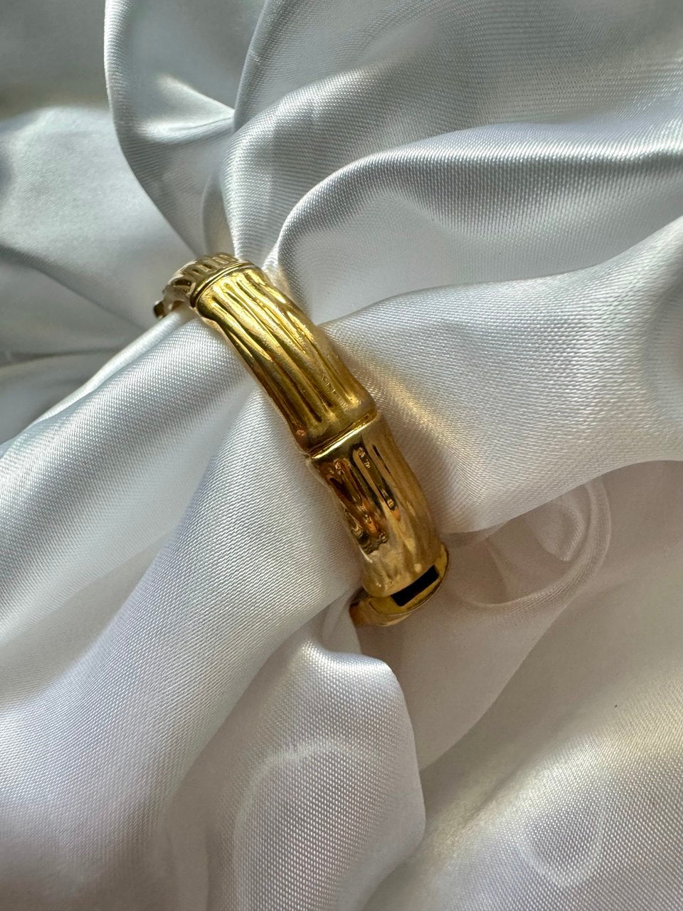 CITIZEN “The Empress” 1990s Gold-Tone Oval Face Quartz Bamboo Bangle Watch