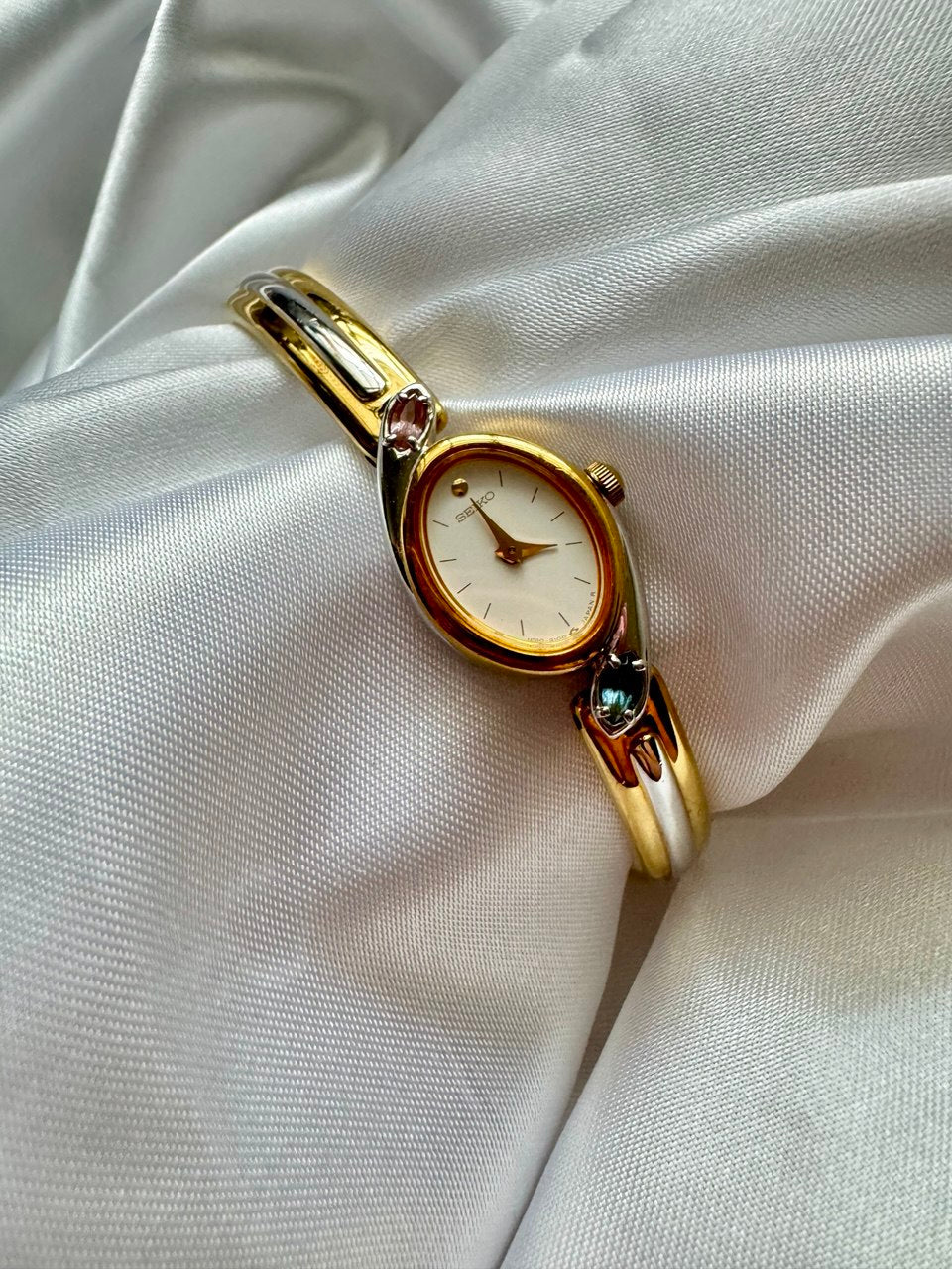 SEIKO Étoile Crystal-Set Vintage Bangle Ladies Quartz Watch