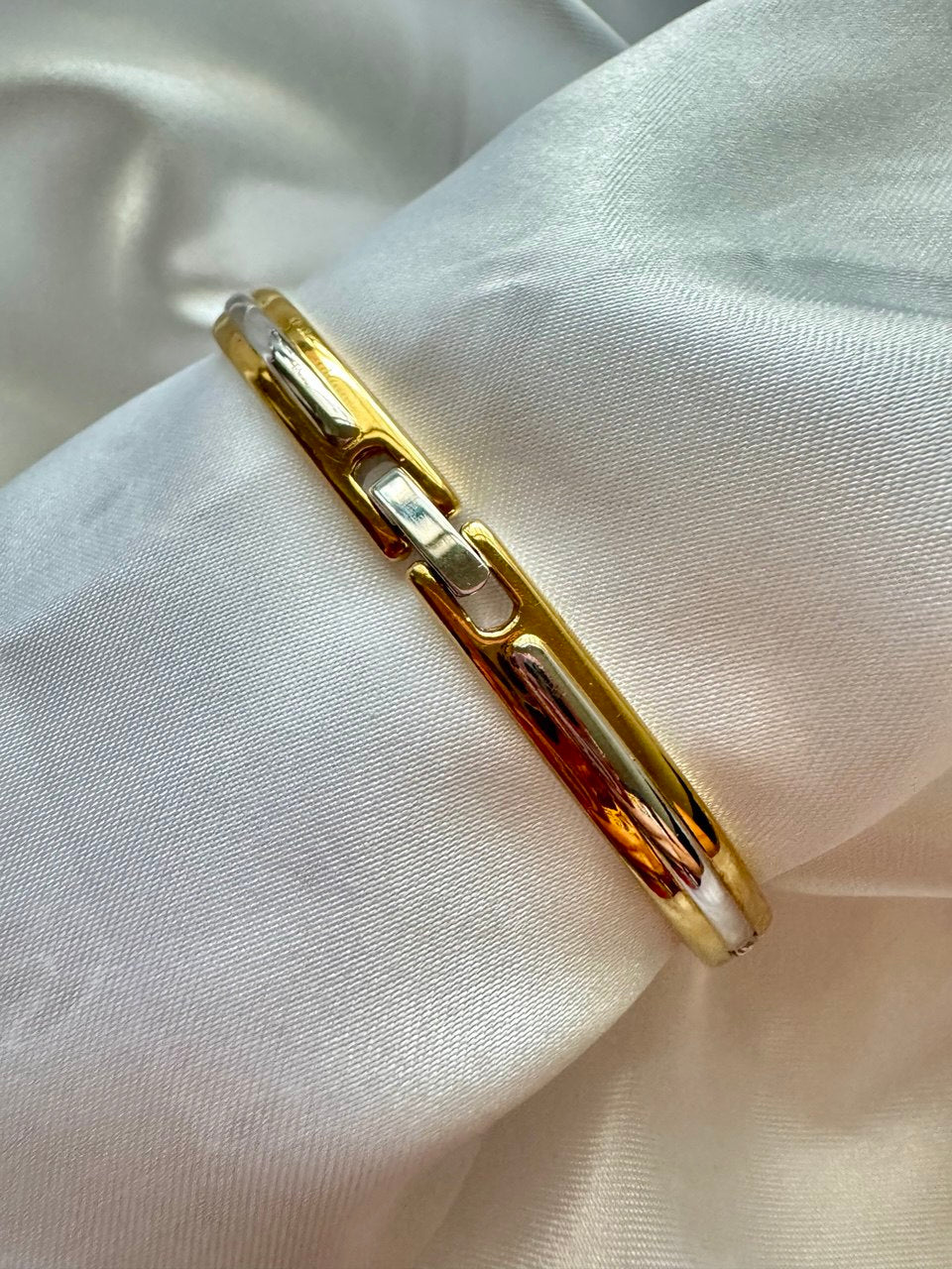 SEIKO Étoile Crystal-Set Vintage Bangle Ladies Quartz Watch