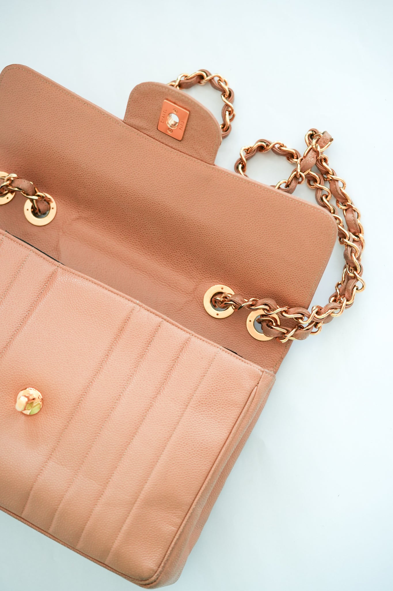 CHANEL 1994 - 1996 Vintage Beige Caviar Vertical Classic Flap Jumbo Bag with 24K Gold Hardware