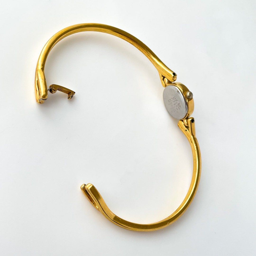 SEIKO Dainty 1990s Gold-Plated Wish Bone Ladies Quartz Watch With Semi Bangle Bracelet