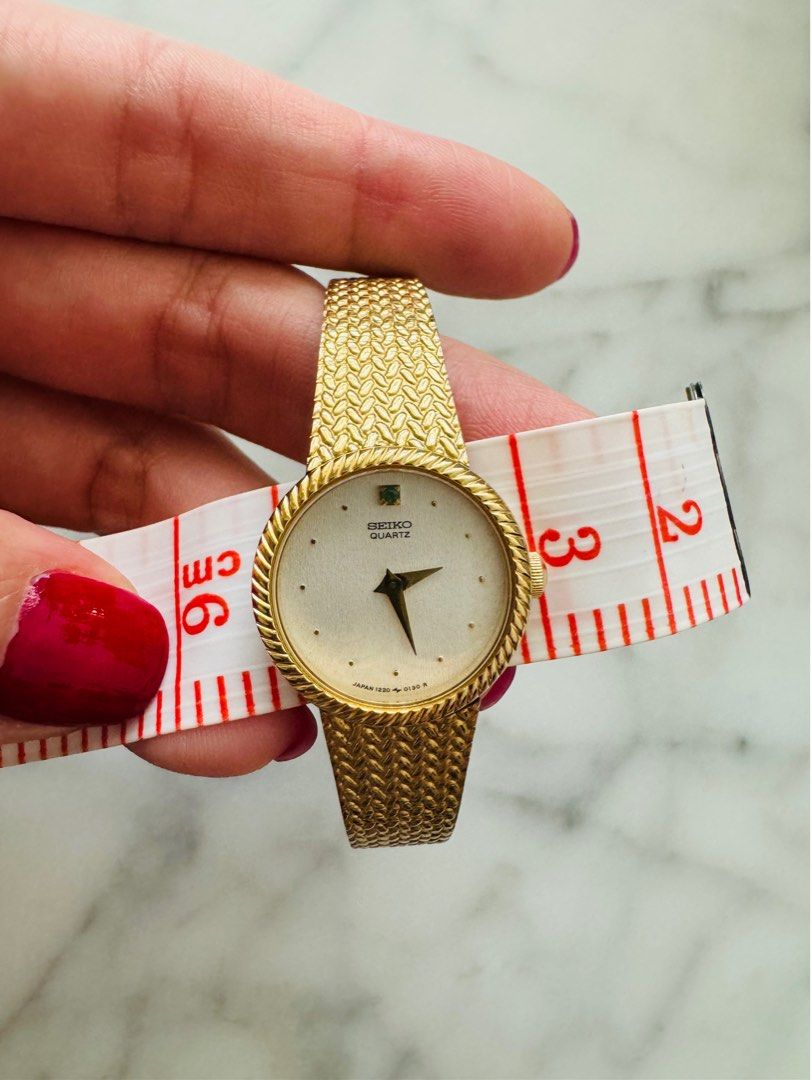 SEIKO Vintage 1990s  Woven Gold Plated Bracelet Watch with Green Gem Stone & White Dial