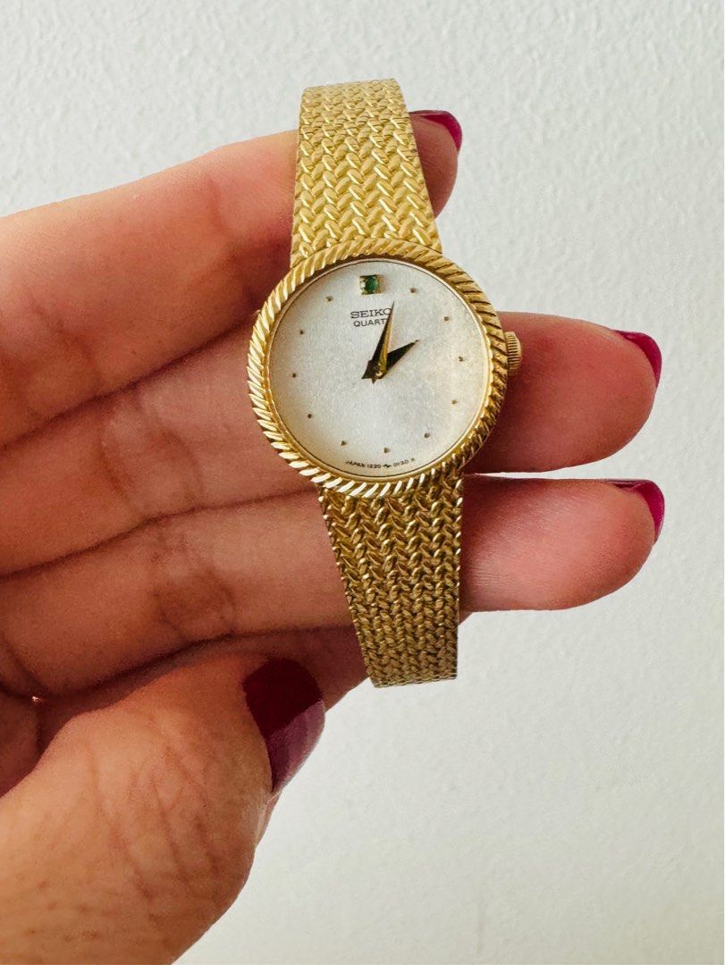 SEIKO Vintage 1990s  Woven Gold Plated Bracelet Watch with Green Gem Stone & White Dial