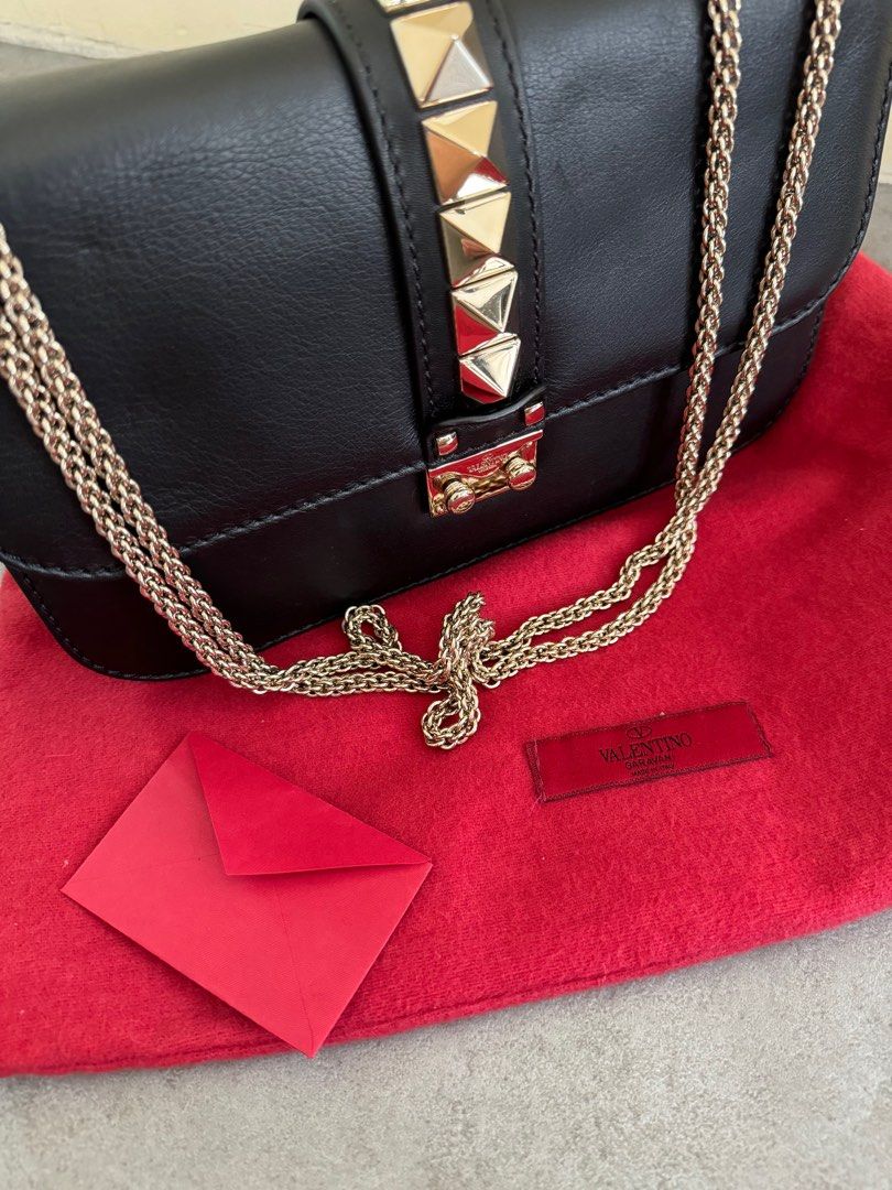 VALENTINO GARAVANI Rockstud Glam Lock Bag in Black Smooth Leather Medium Size