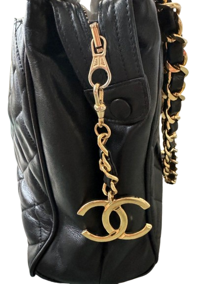 CHANEL Vintage CC Chain Lambskin Tote Bag